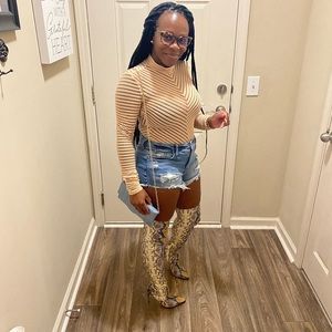 Steve Madden multicolored snake skin boots semi thigh boot